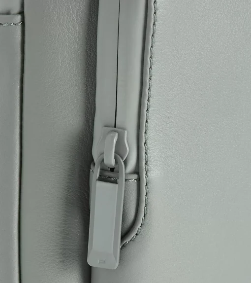 Roadster Leather Shoulderbag S