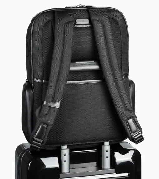Roadster Pro Backpack L