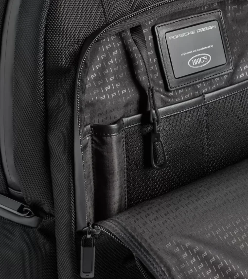 Roadster Pro Backpack L