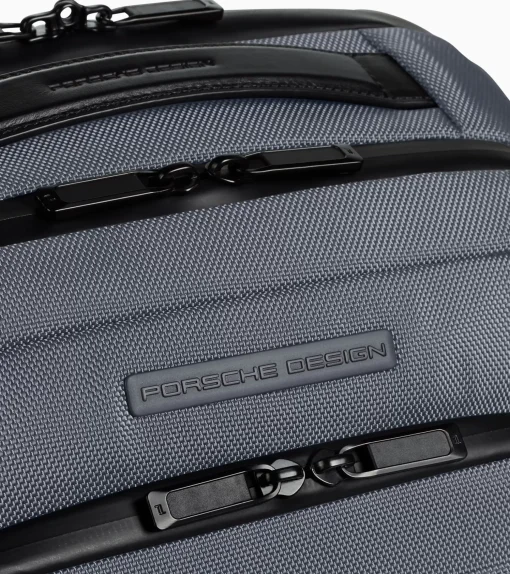 Roadster Pro Backpack L